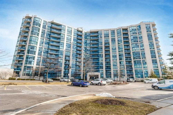 340 Watson St W, Whitby