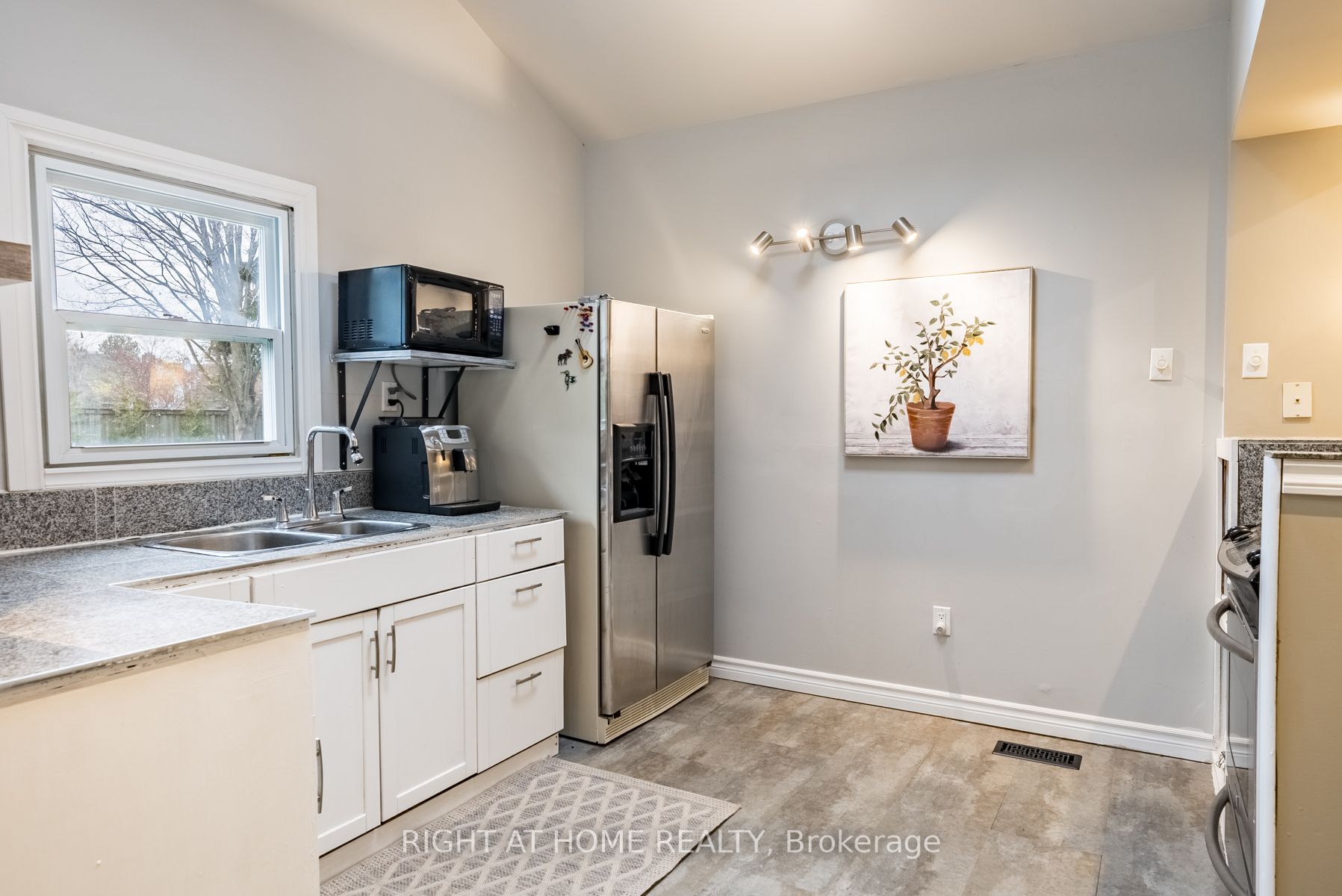 Listing E5925640 - Large Photo # 29