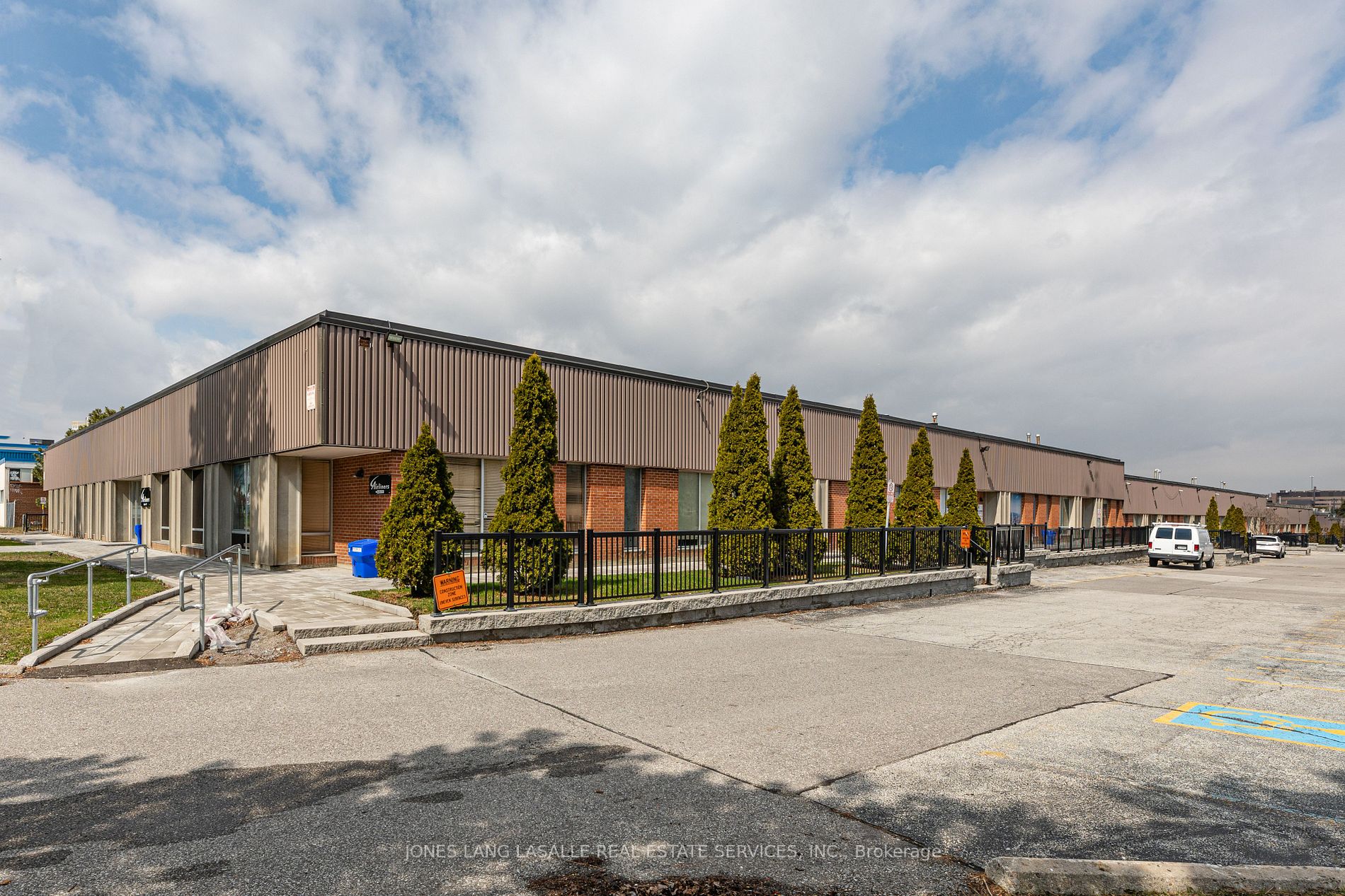 1220 Ellesmere Rd, #1