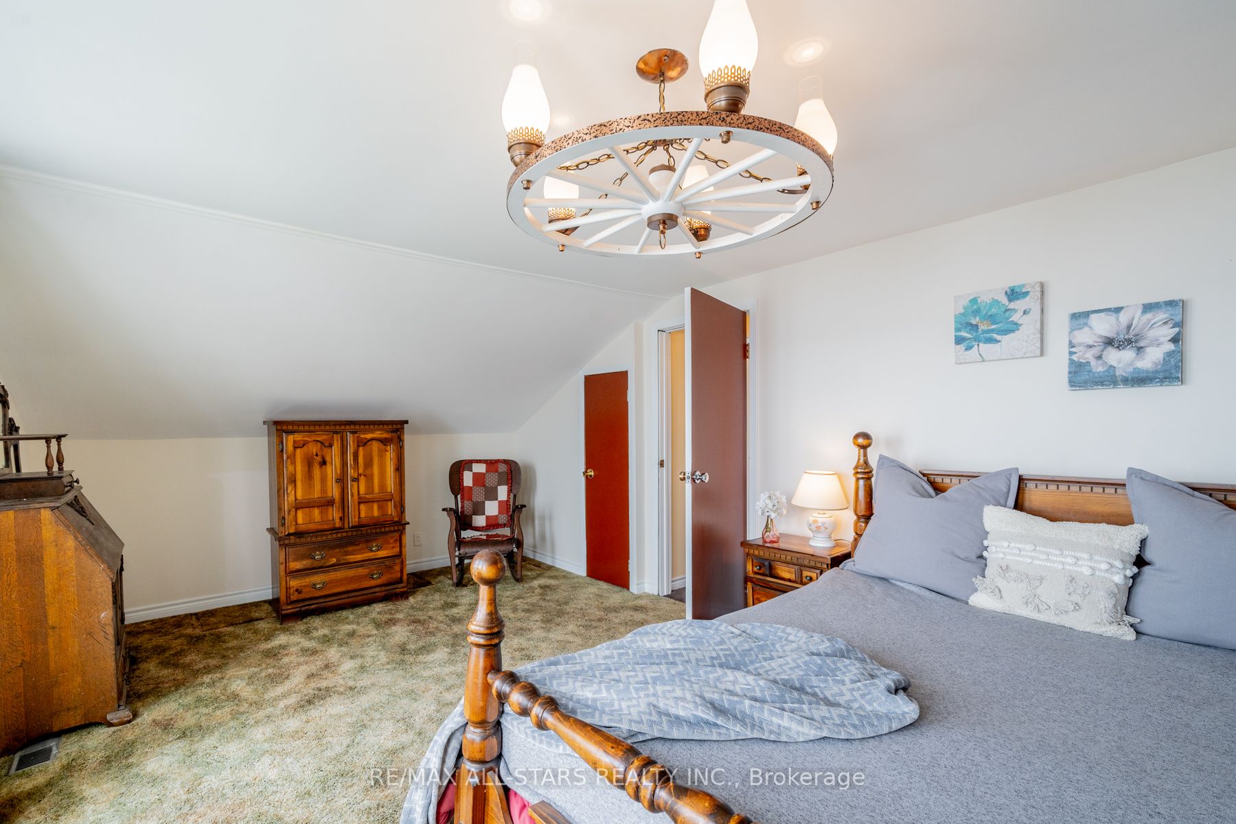Listing E5926488 - Large Photo # 17
