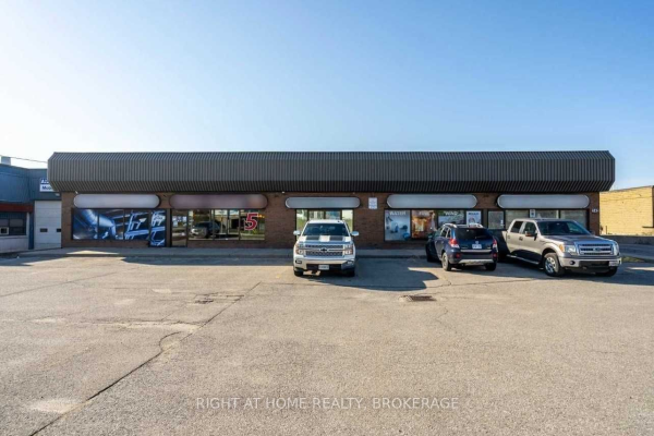 343 Bloor St W, Oshawa