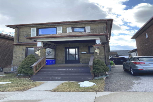 229 Eulalie Ave, Oshawa