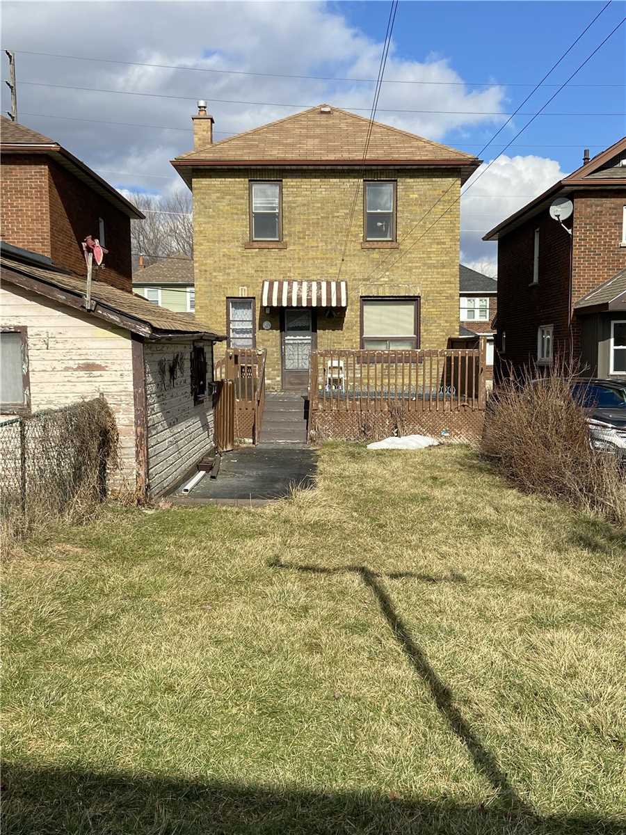229 Eulalie Ave