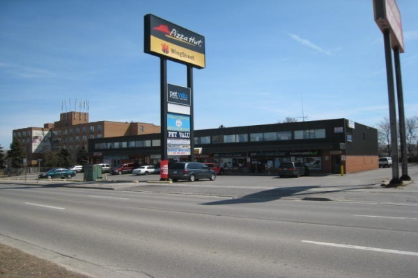 633 King St E, Oshawa