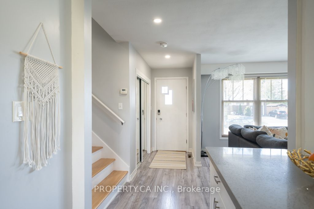 418 Juliana Dr