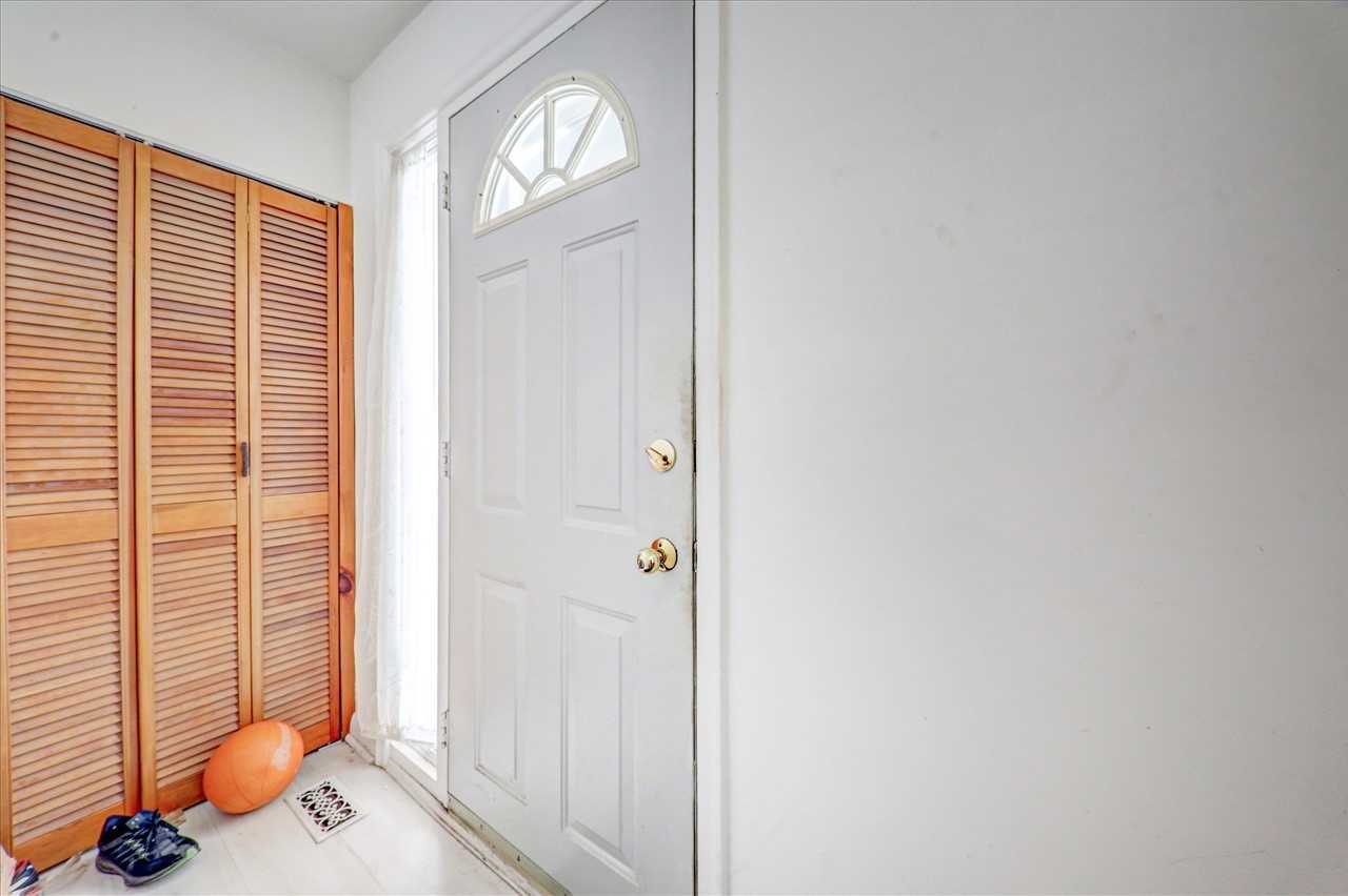 Listing E5931047 - Large Photo # 5