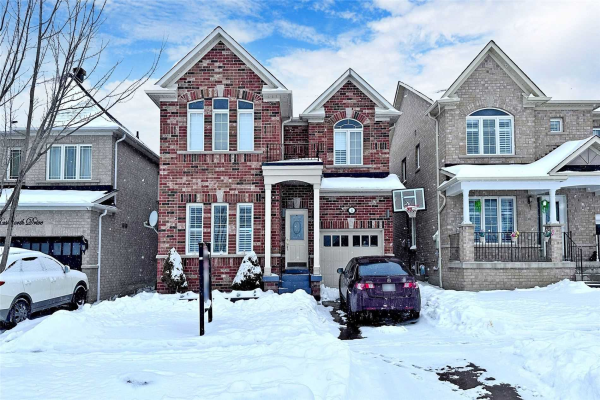 4 Mansbridge Cres, Ajax