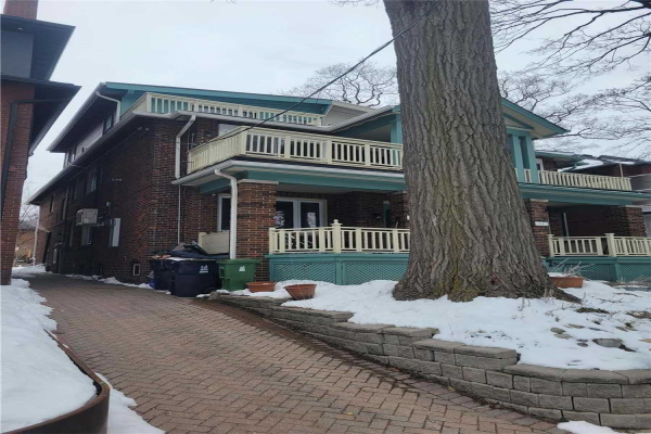 82 Hubbard Blvd, Toronto