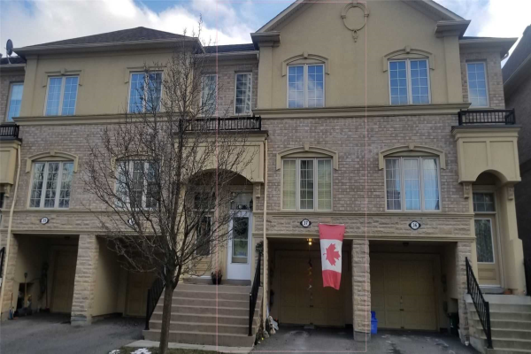 1250 St Martin Dr, Pickering