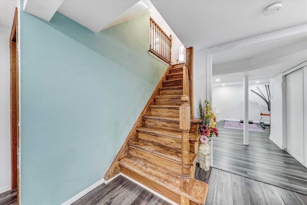 1005 Walton Boulevard