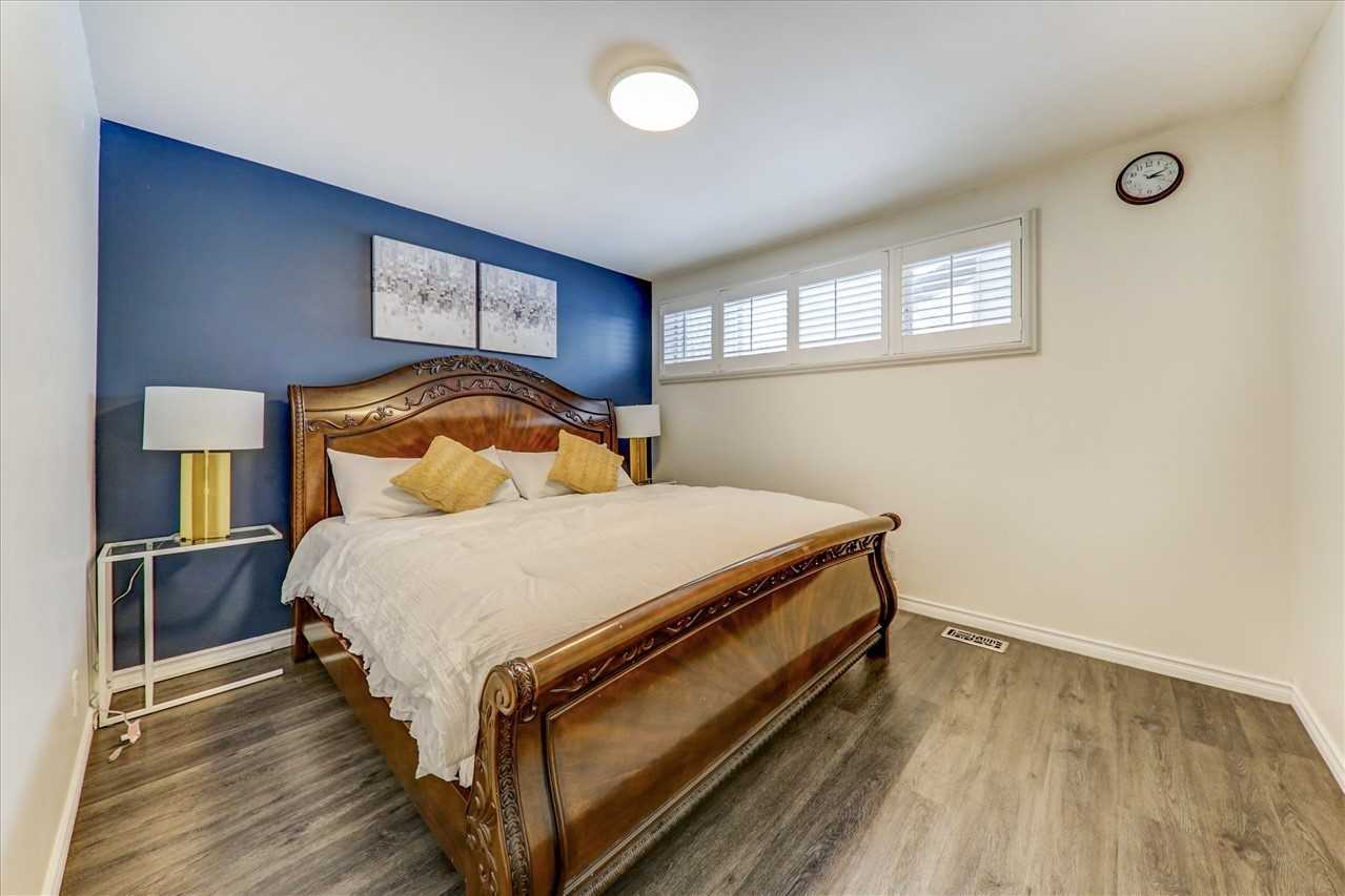 1005 Walton Boulevard