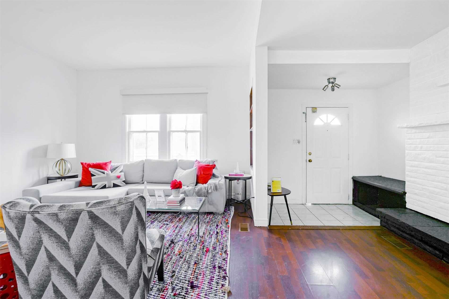 Listing E5936001 - Large Photo # 3