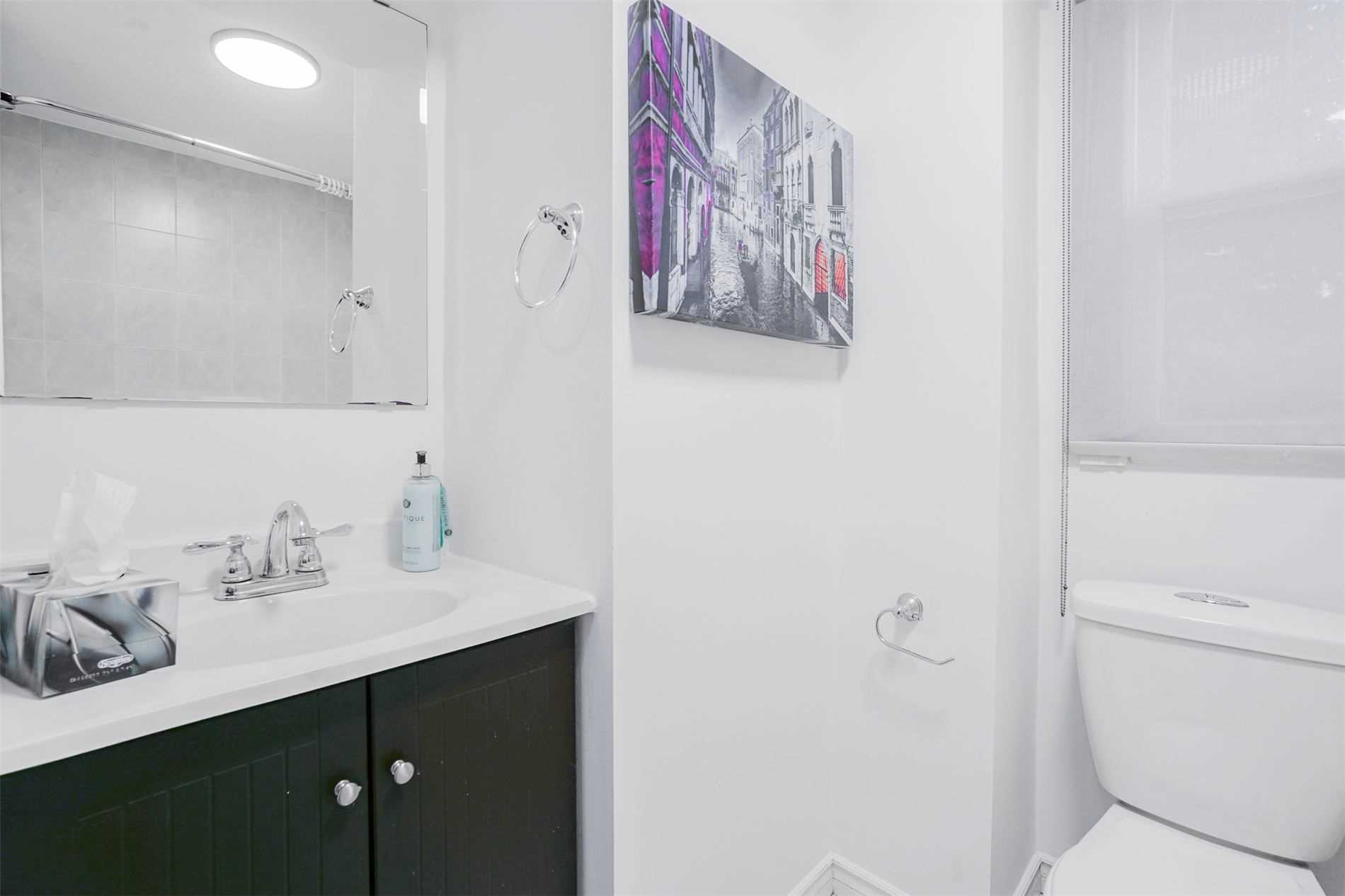 Listing E5936001 - Large Photo # 13