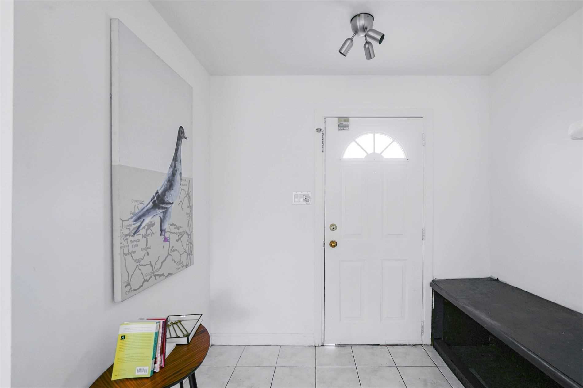 Listing E5936001 - Large Photo # 2