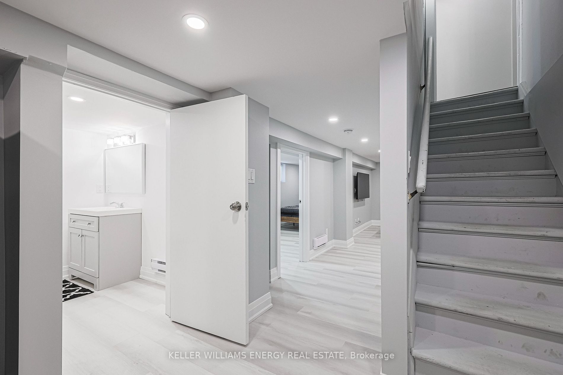 15 Westbrook Ave
