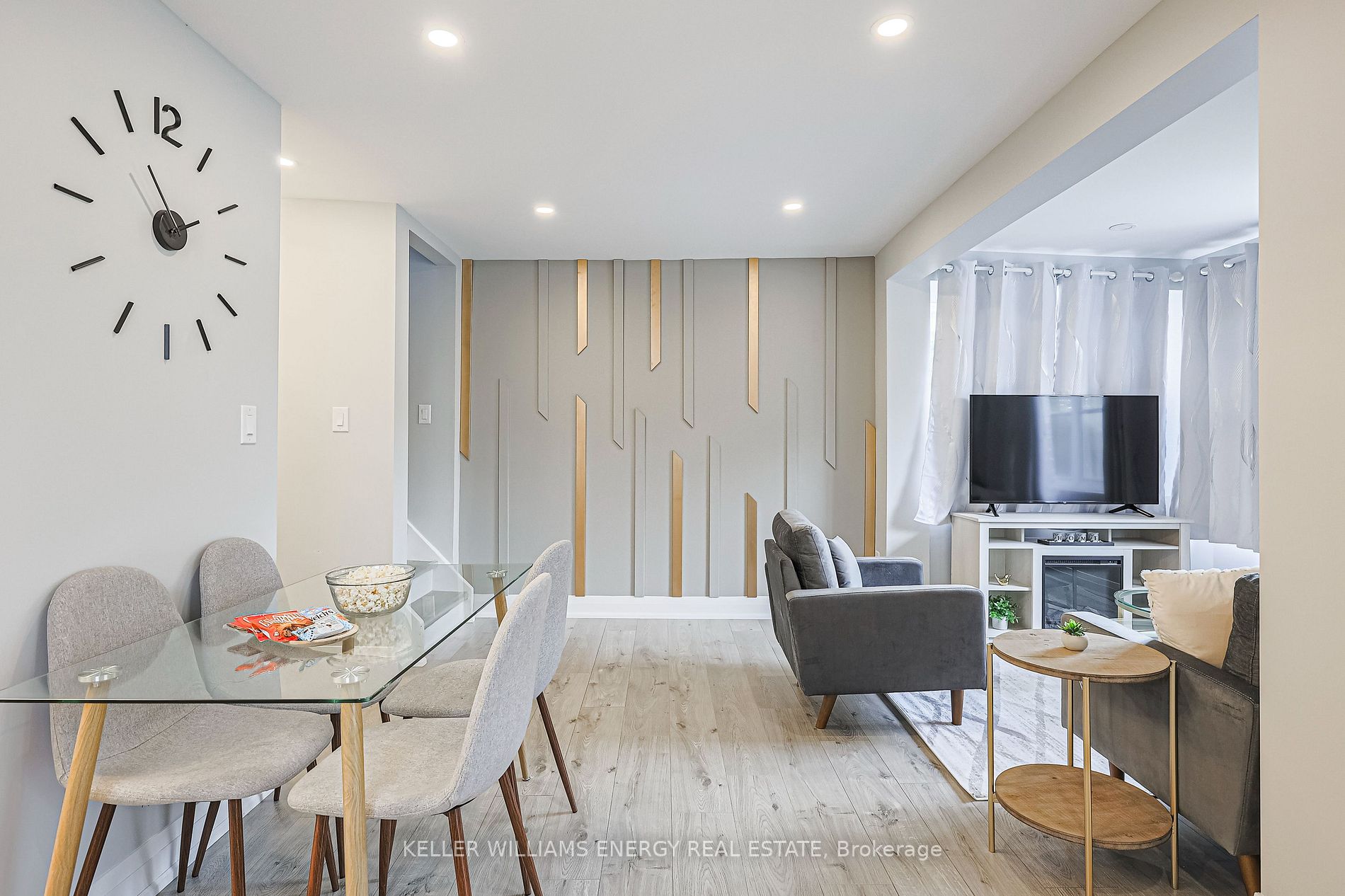 15 Westbrook Ave