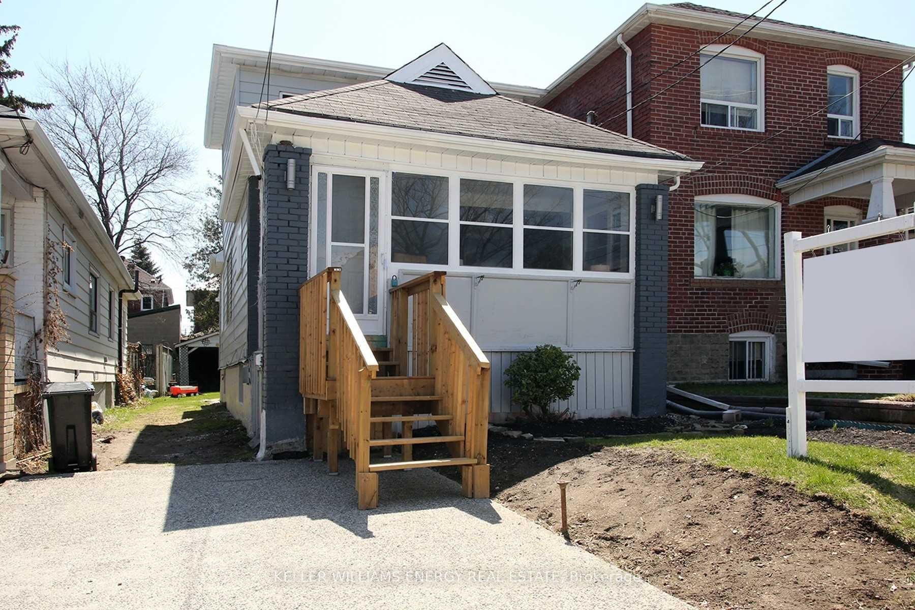 15 Westbrook Ave