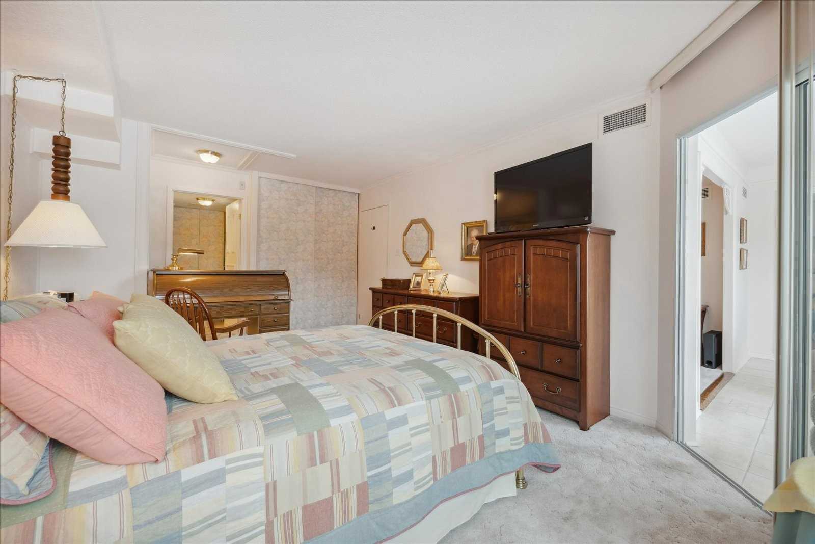 Listing E5938057 - Large Photo # 24