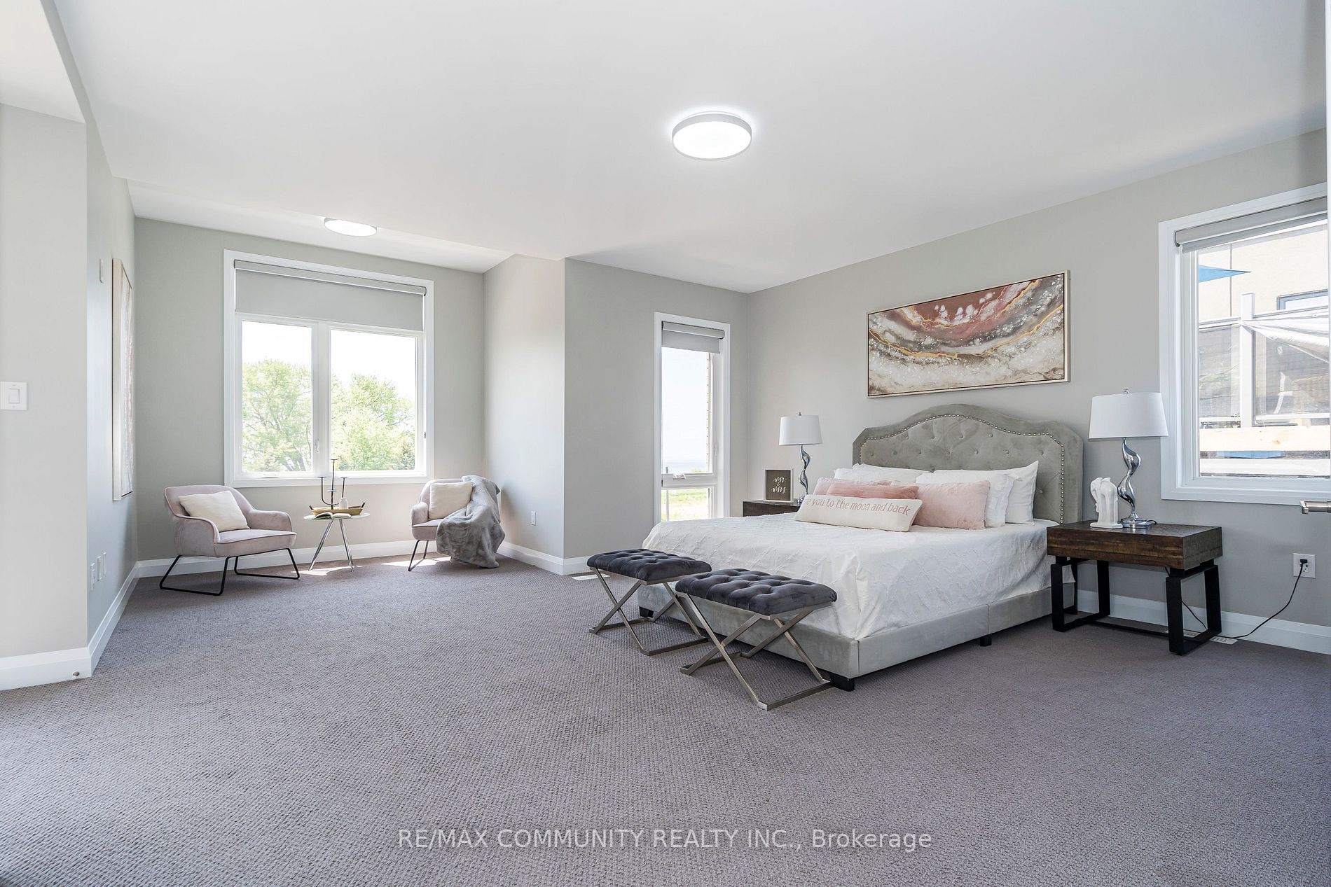 215 Port Darlington Rd