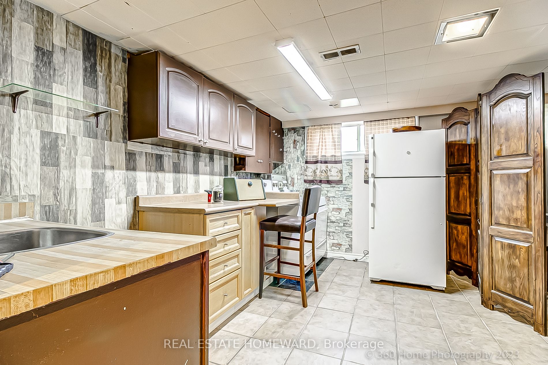 34 Melchior Dr