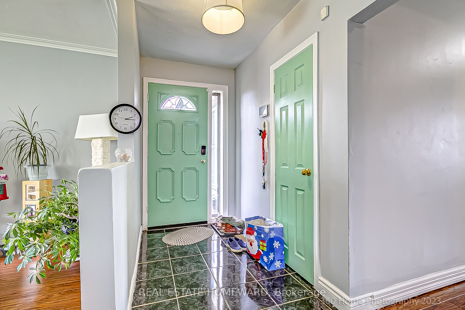 34 Melchior Dr