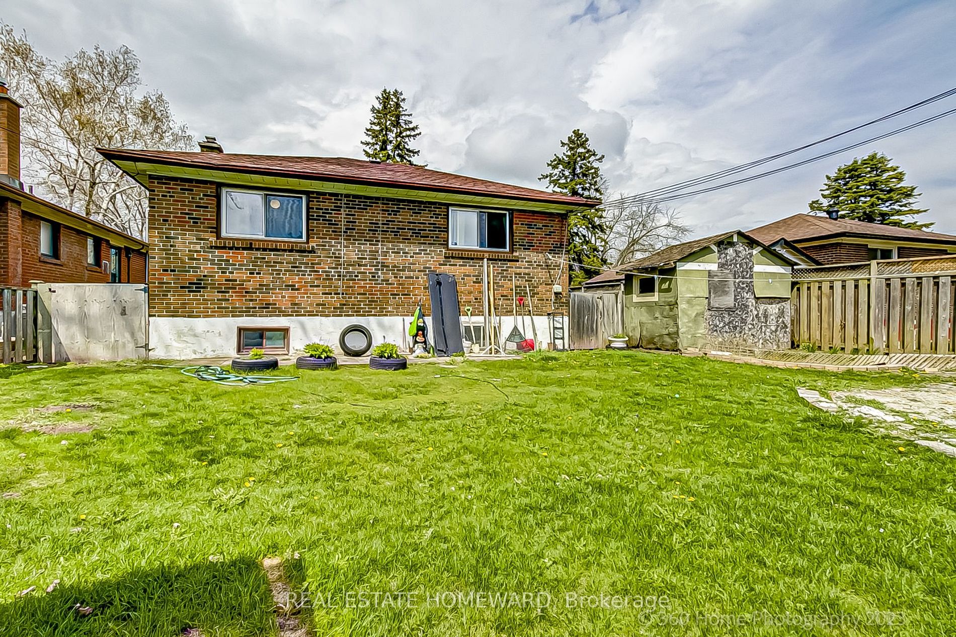 34 Melchior Dr