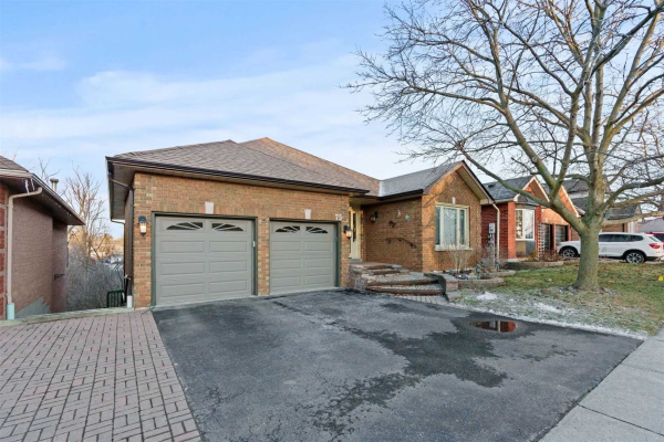 75 Garden St, Whitby