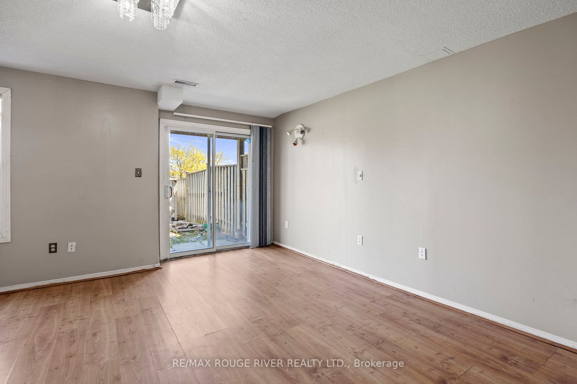 Listing E5939612 - Large Photo # 31