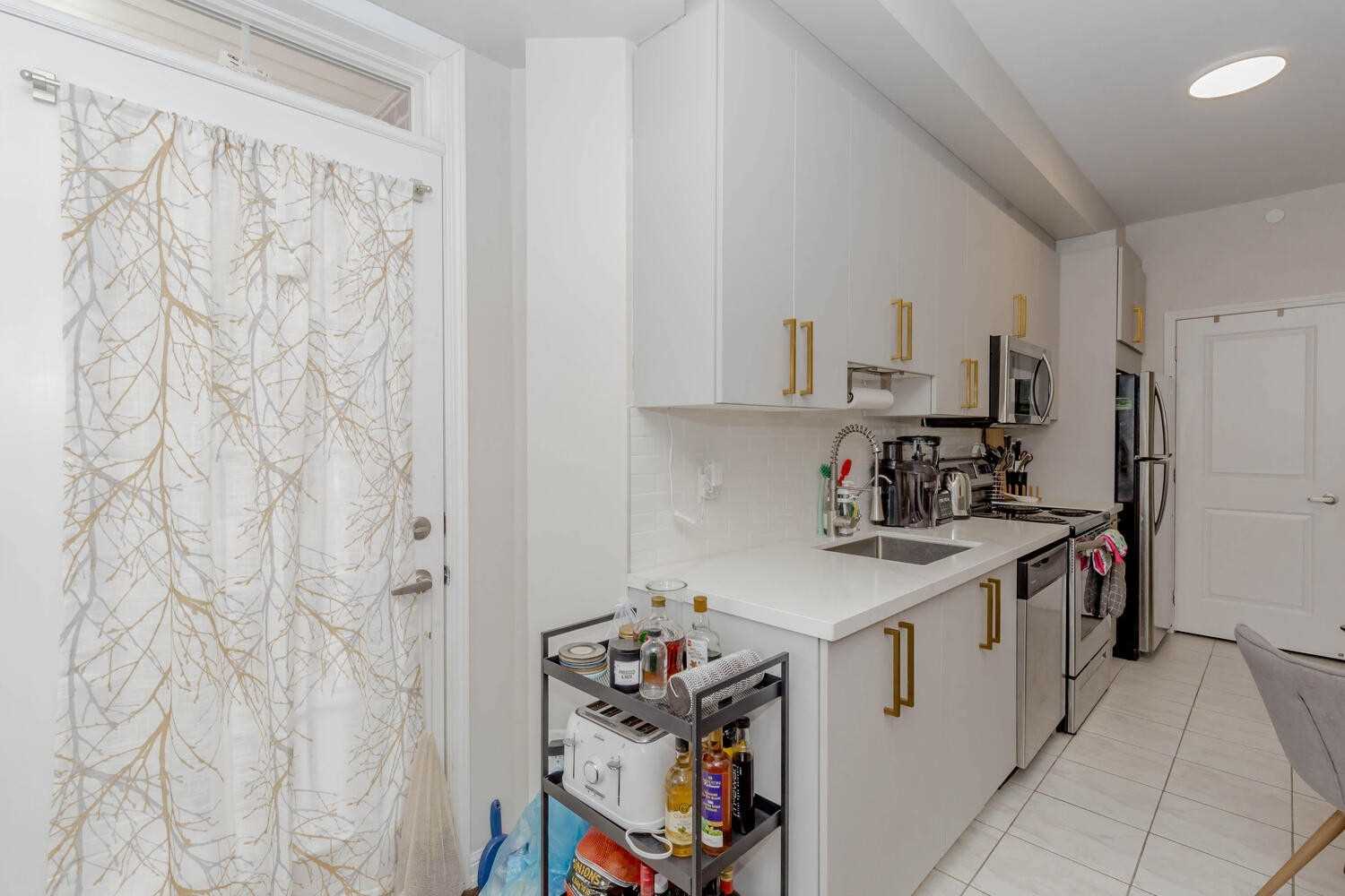 Listing E5940109 - Large Photo # 17