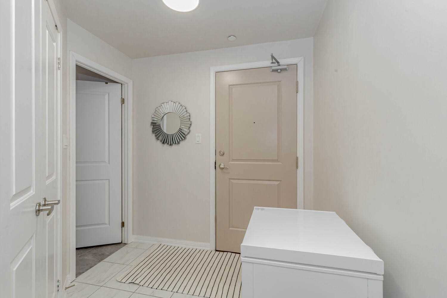 Listing E5940109 - Large Photo # 5