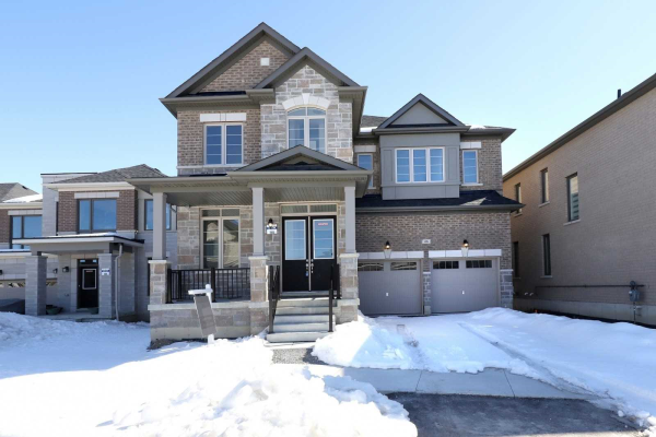 46 Priory Dr, Whitby