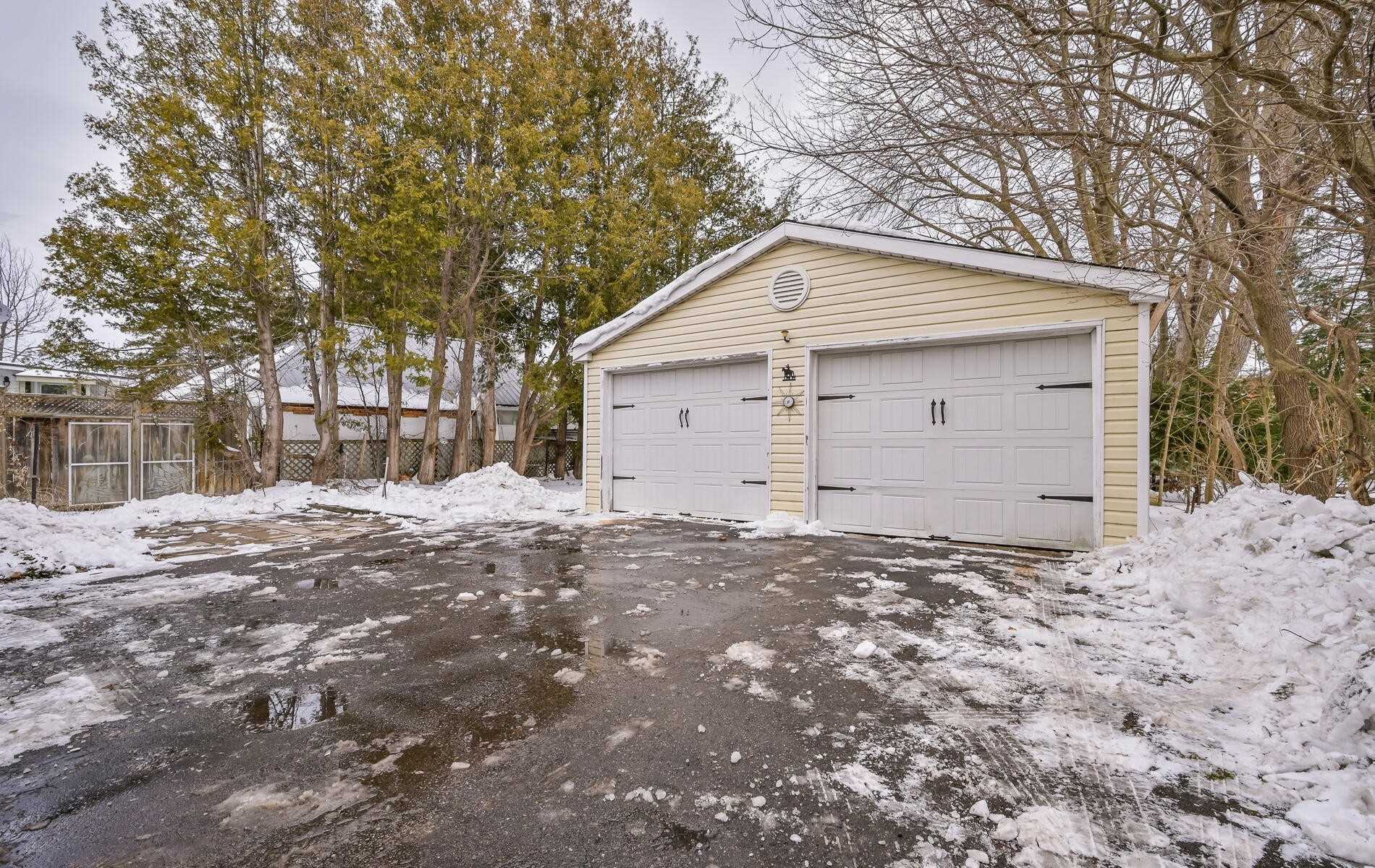 167 Harmony Road N