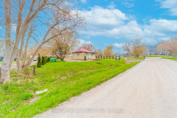 140 Wharf St, Clarington