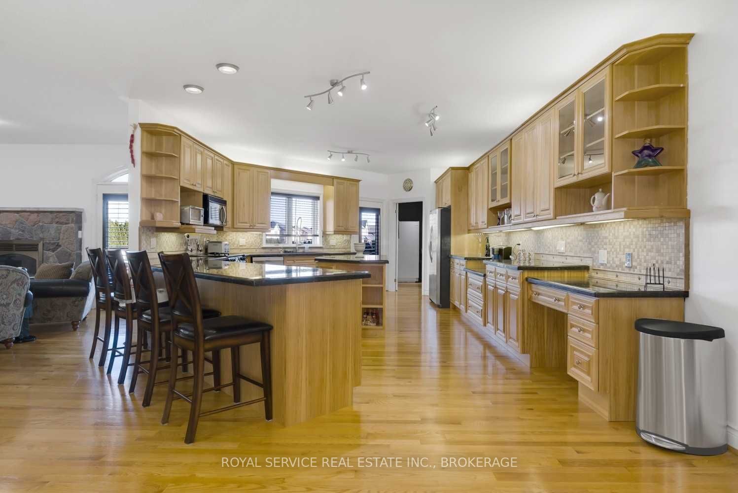 Listing E5943031 - Large Photo # 5
