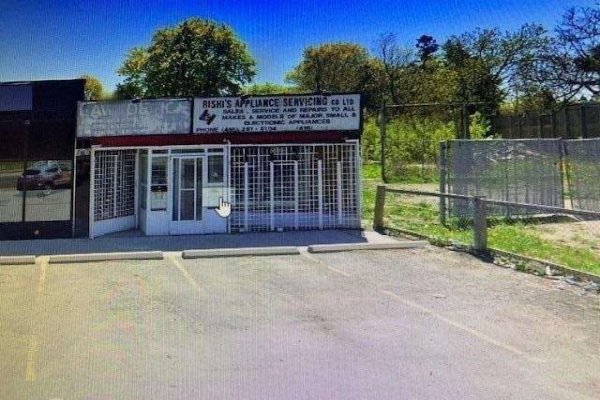 3075 Kingston Rd, Toronto