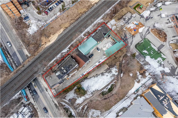 443 Coxwell Ave, Toronto