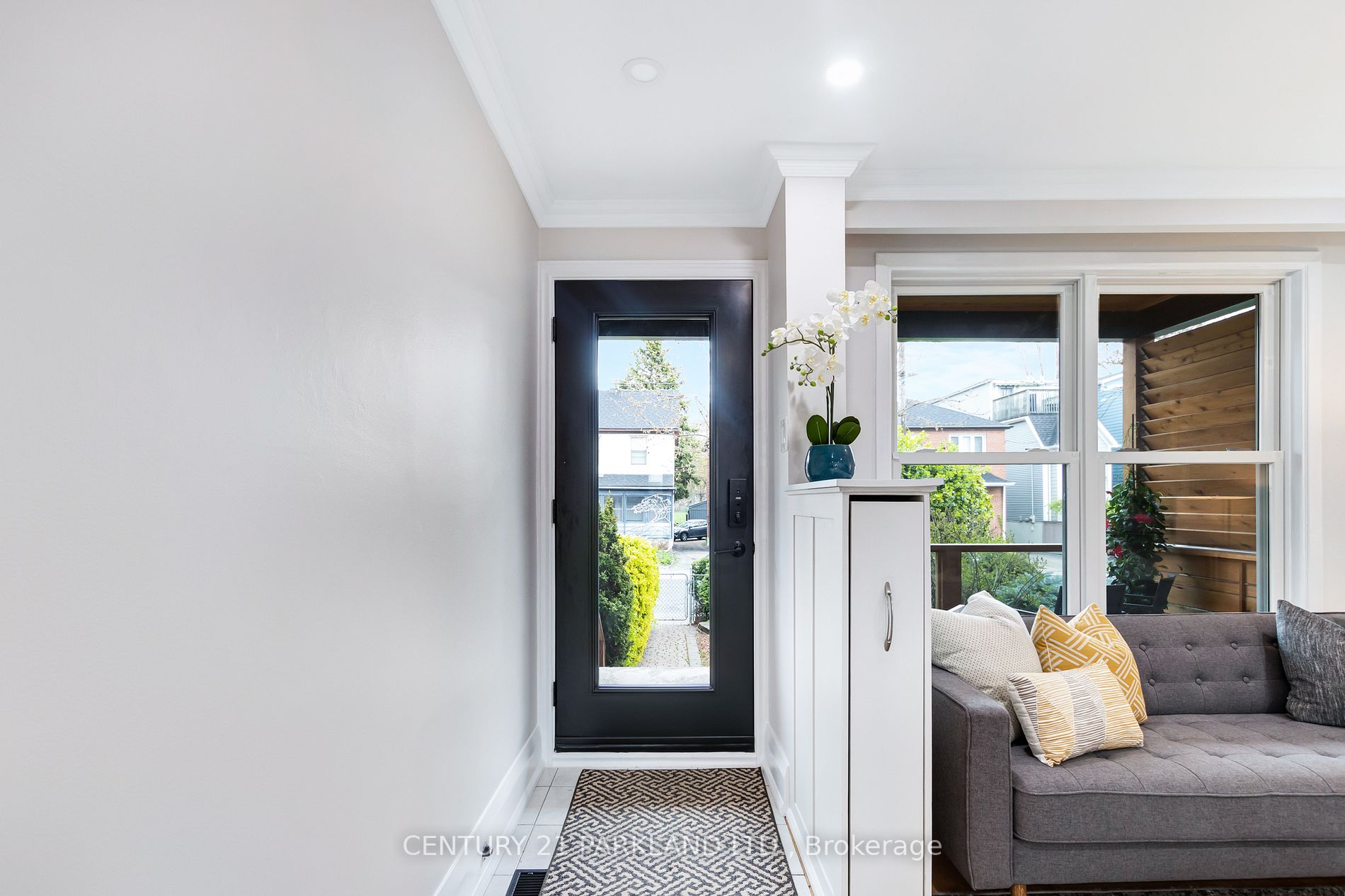 52 Kippendavie Ave
