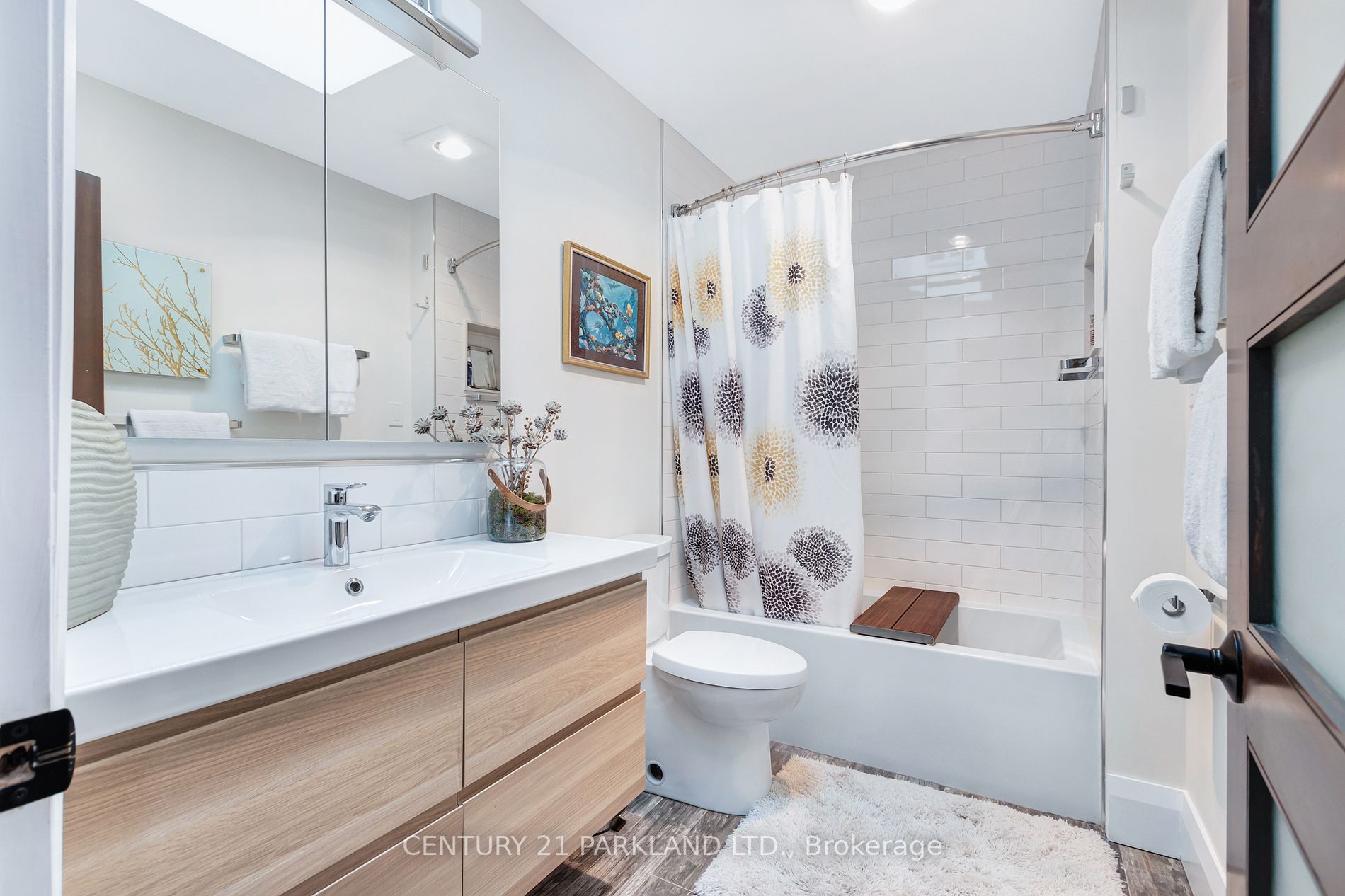 52 Kippendavie Ave