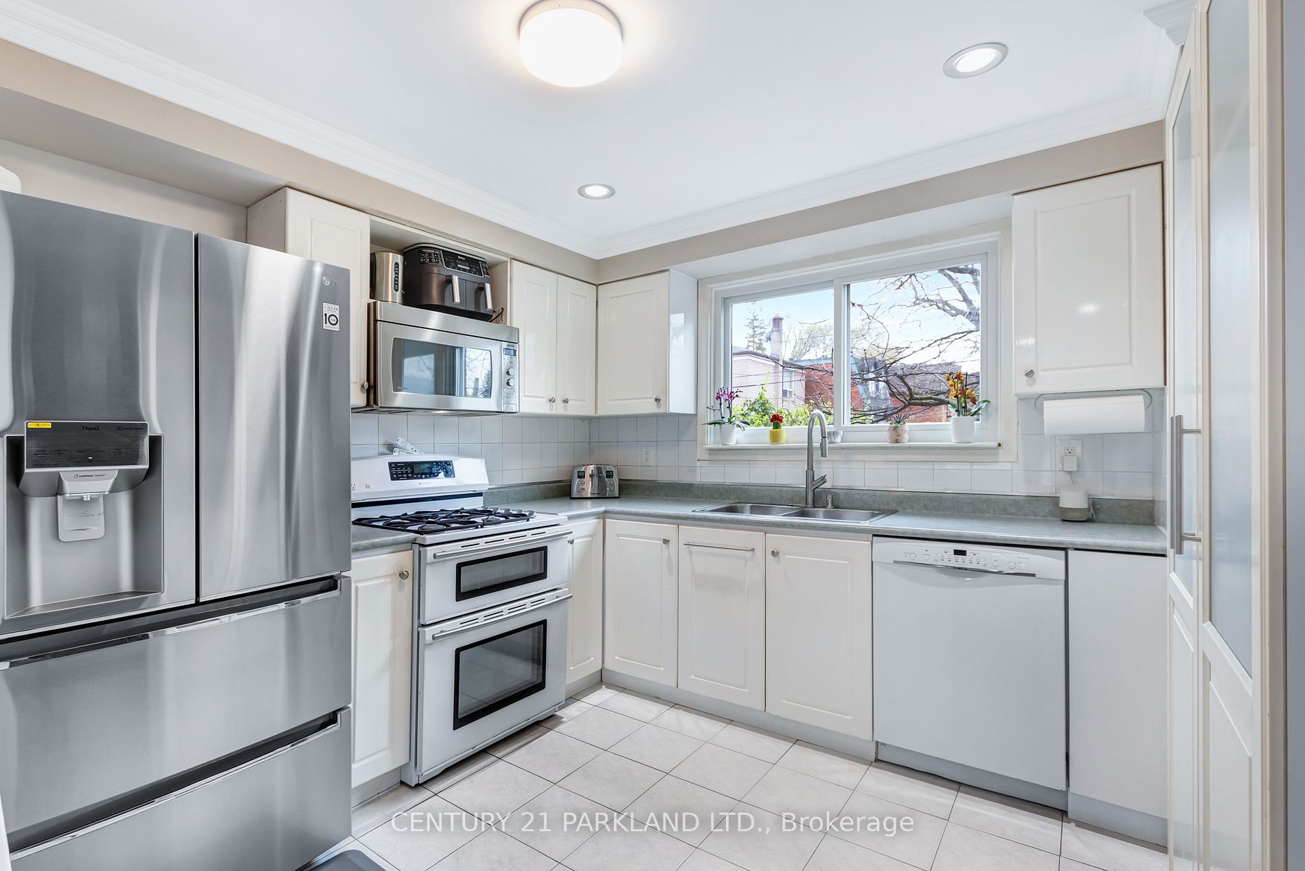 52 Kippendavie Ave