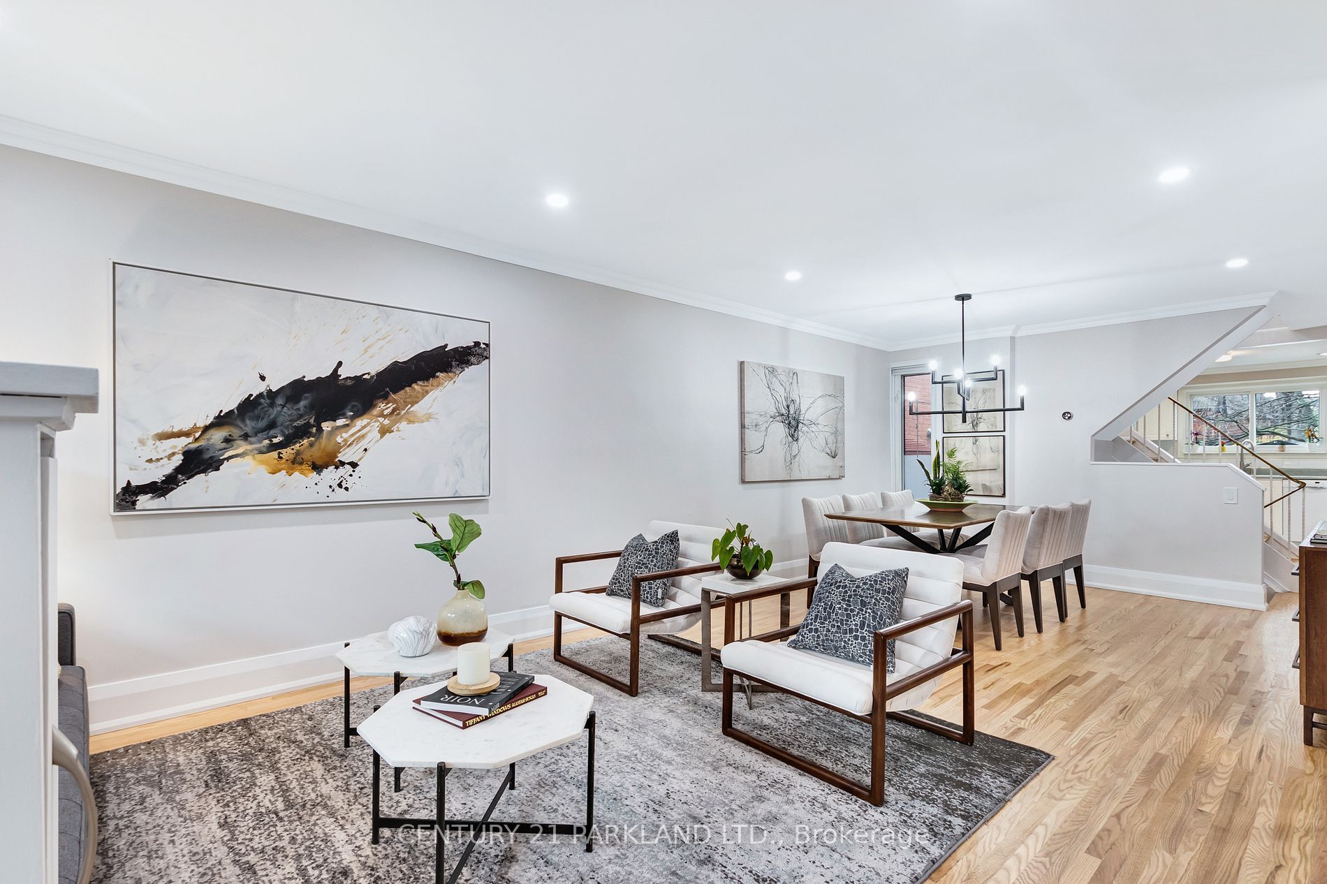 52 Kippendavie Ave