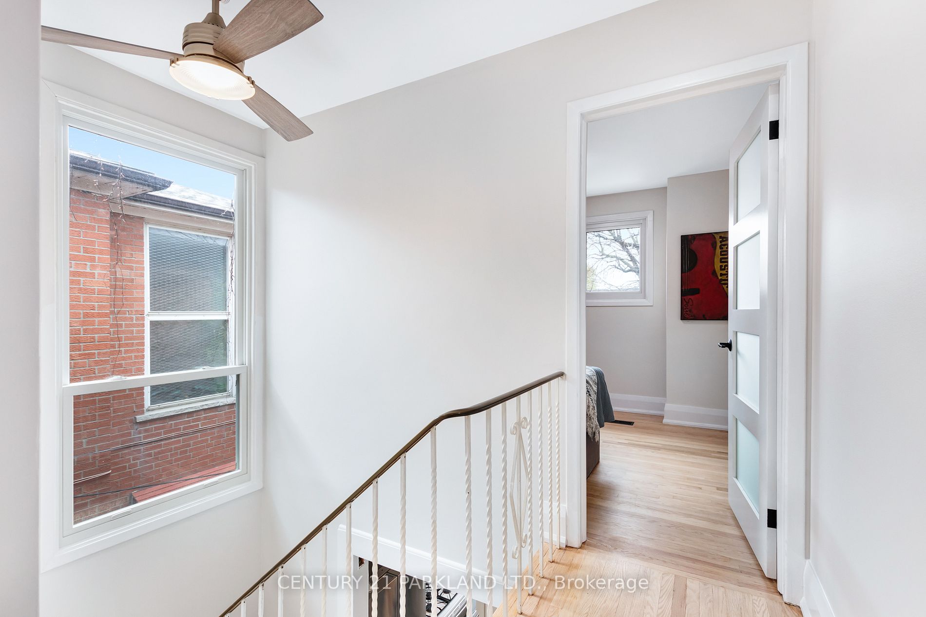 52 Kippendavie Ave