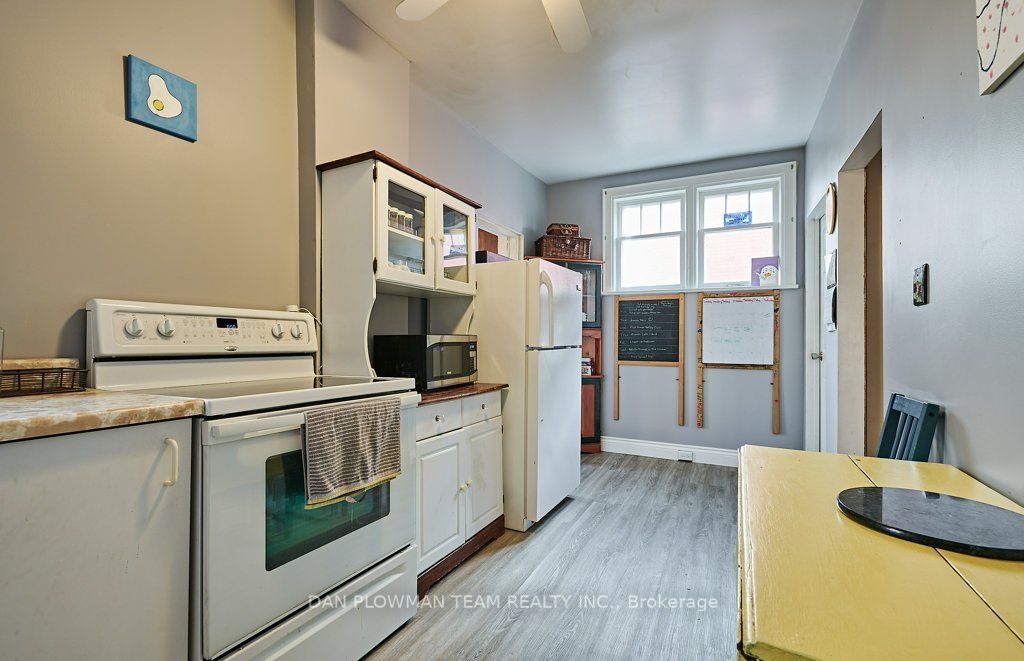 121 Stacey Avenue