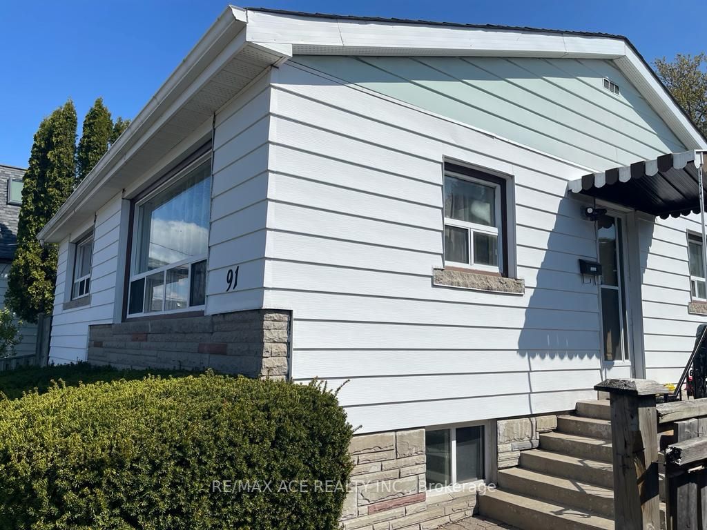 91 Pitt Avenue