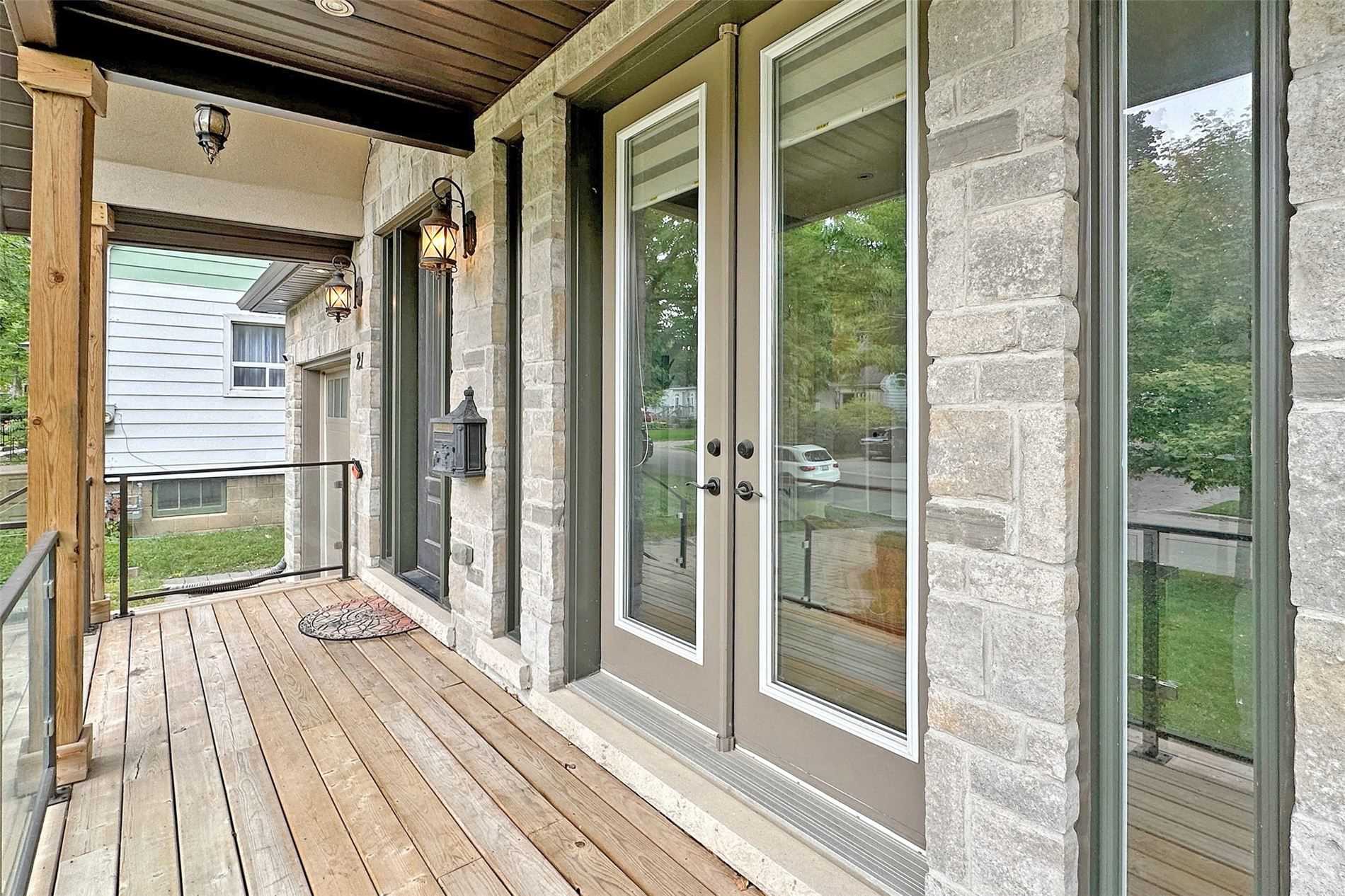 21 Neilson Ave
