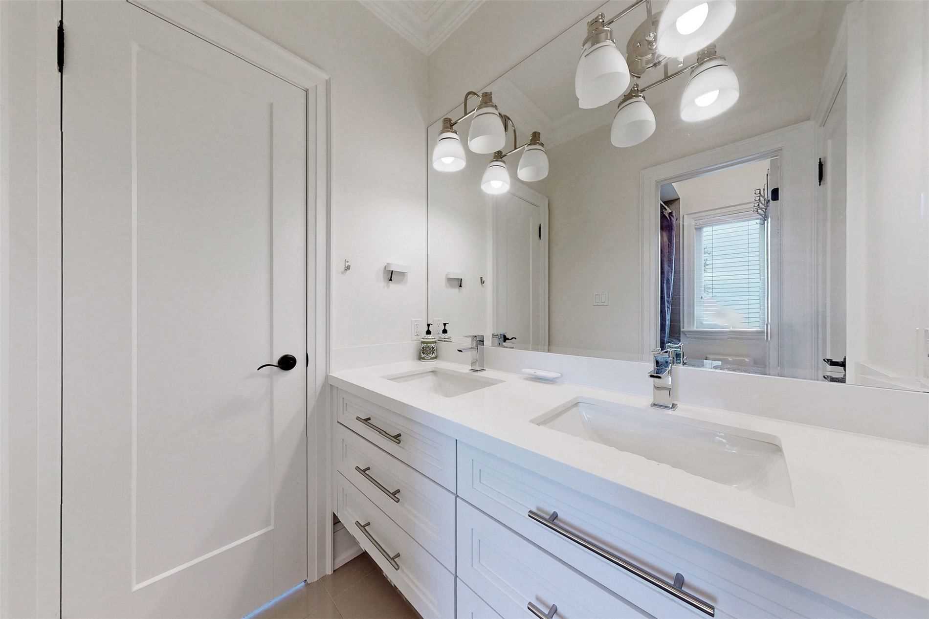 21 Neilson Ave