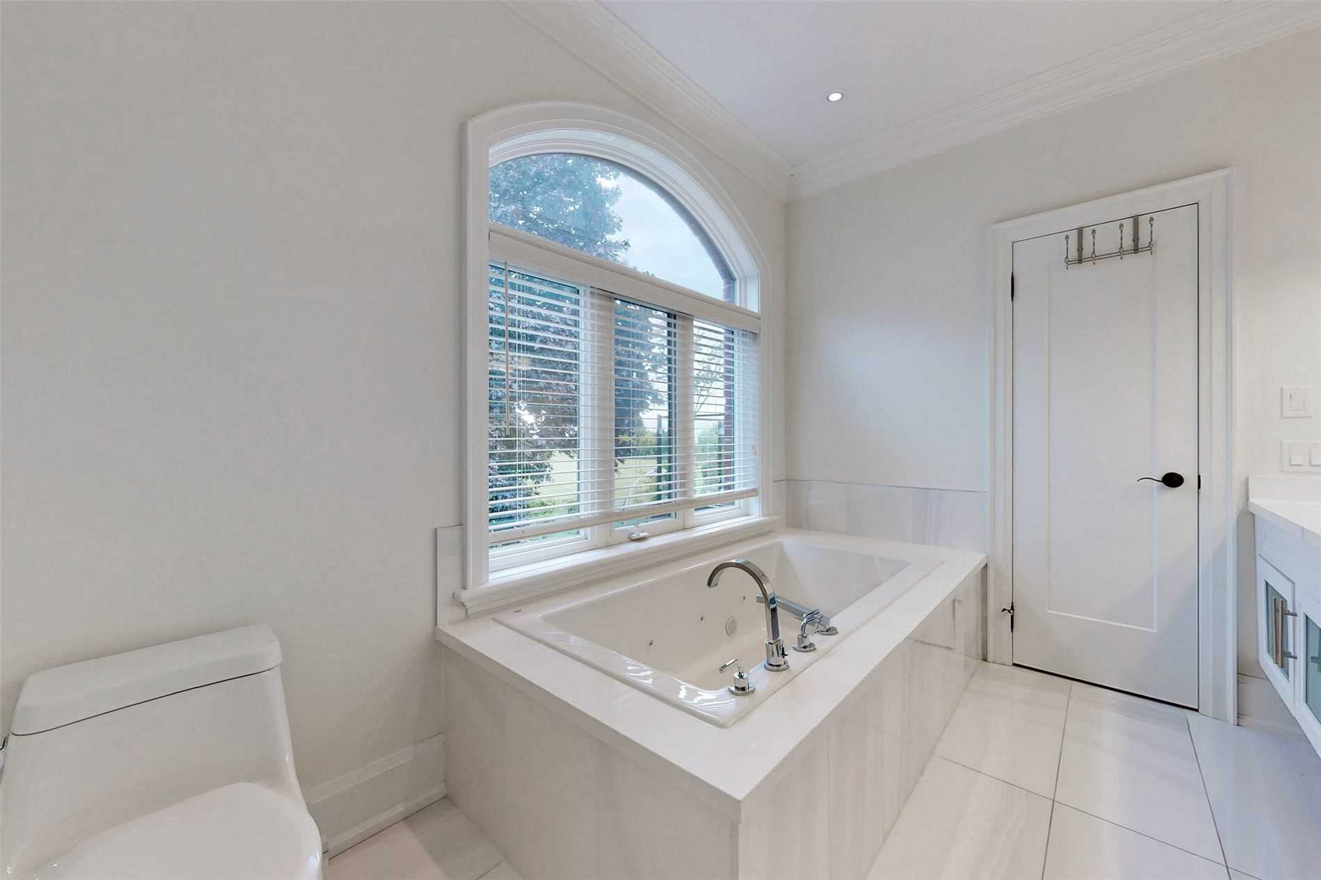 21 Neilson Ave