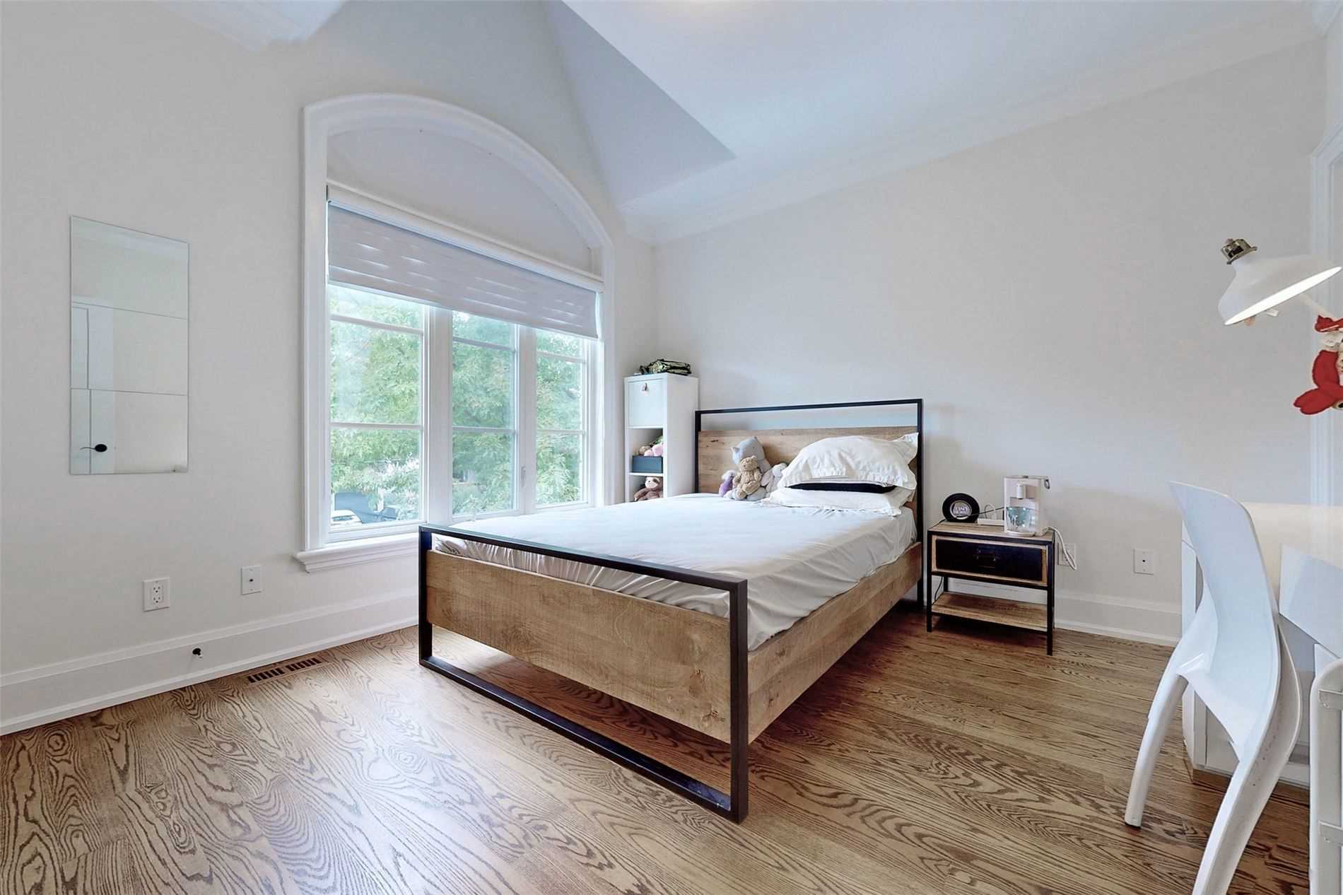 21 Neilson Ave