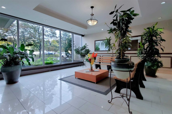 1250 Bridletowne Circ, Toronto