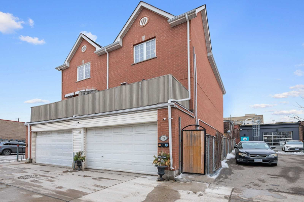 28 Memory Lane, Toronto