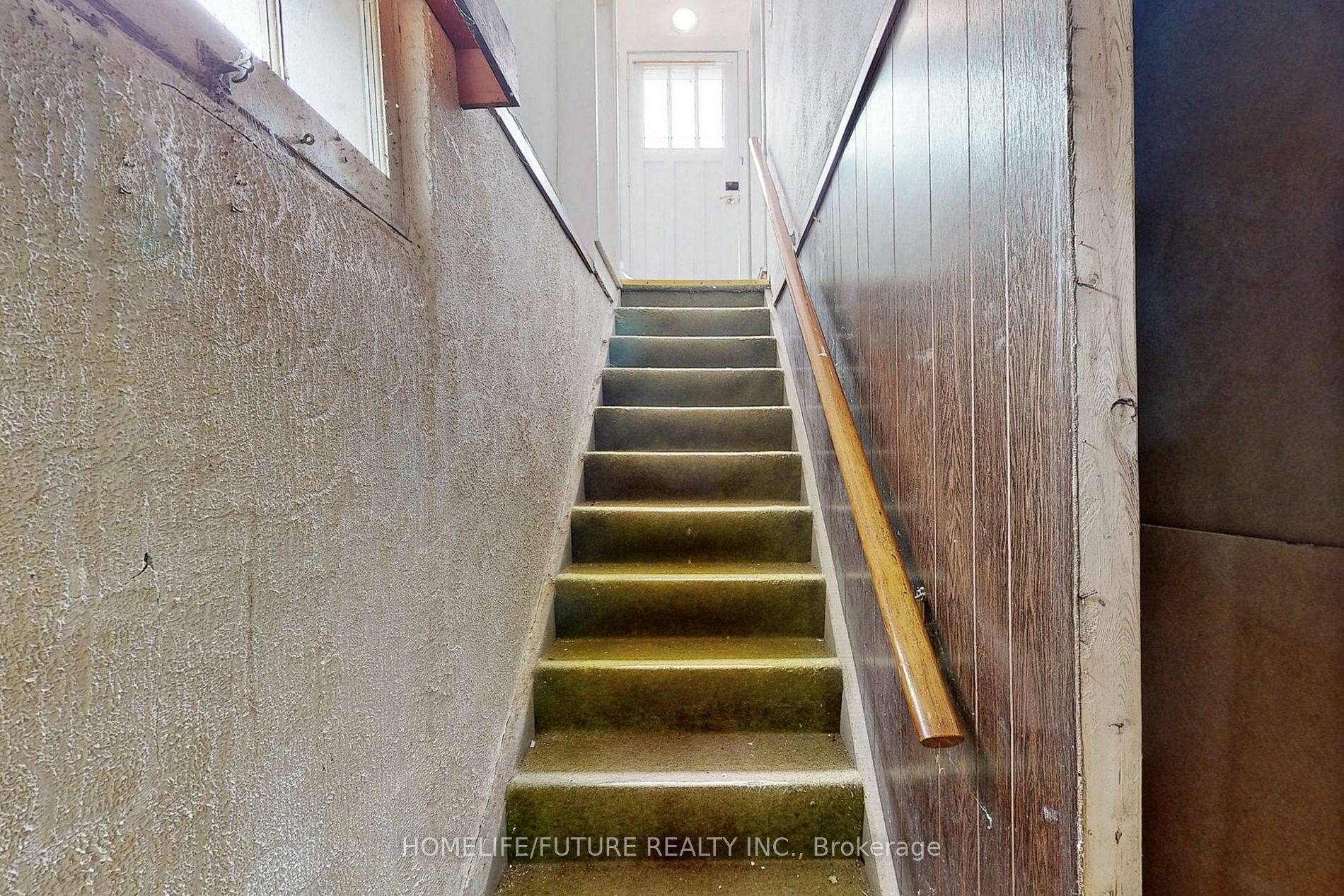 1496 Simcoe Street N